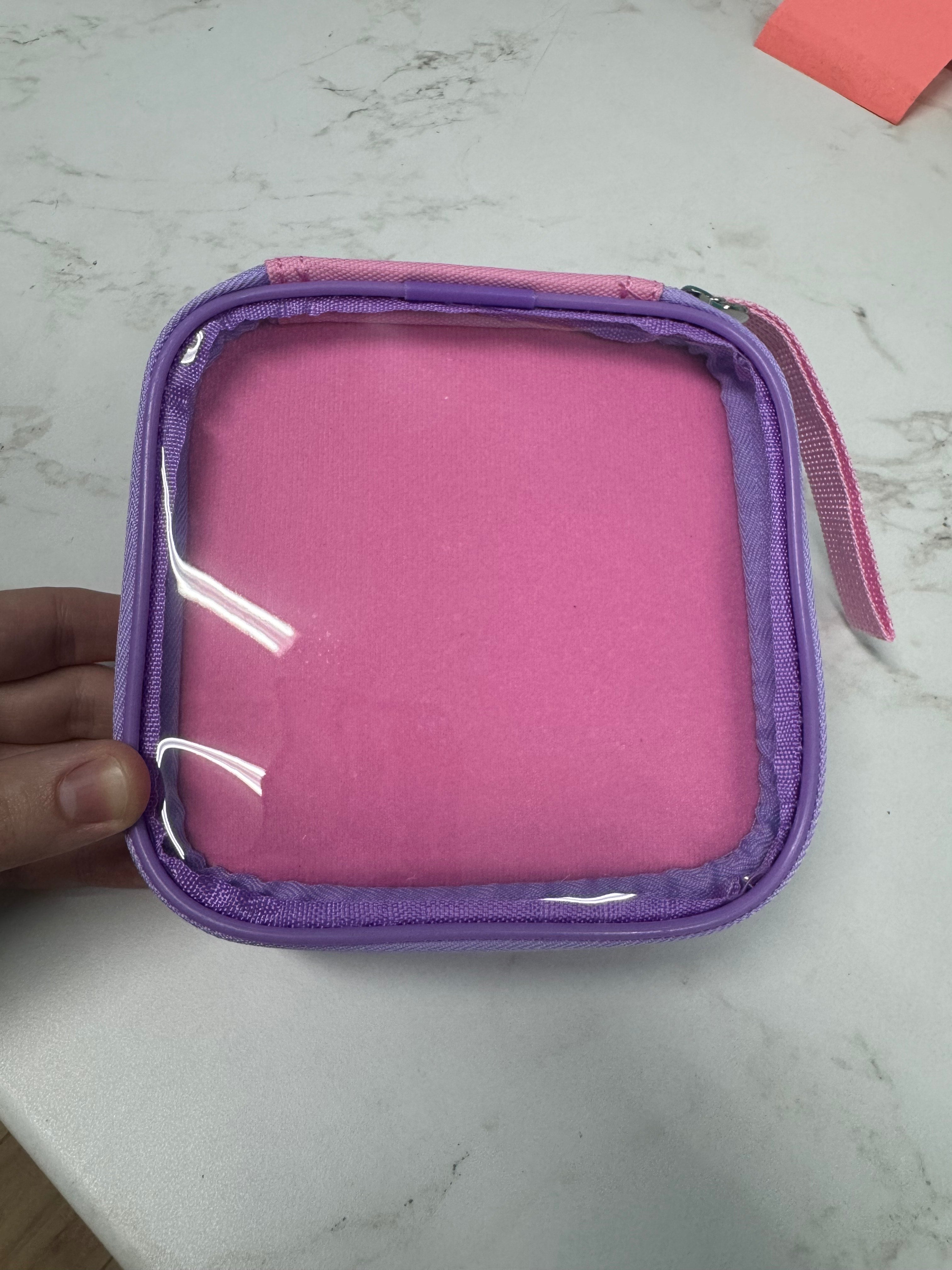 PinFolio® Mini SHOW – Portable Pin Organizer & Display for Disney